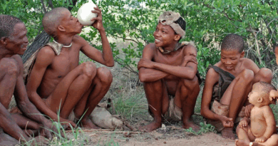 Tsebo ka Batho ba Khoisan le Setšo sa Bona