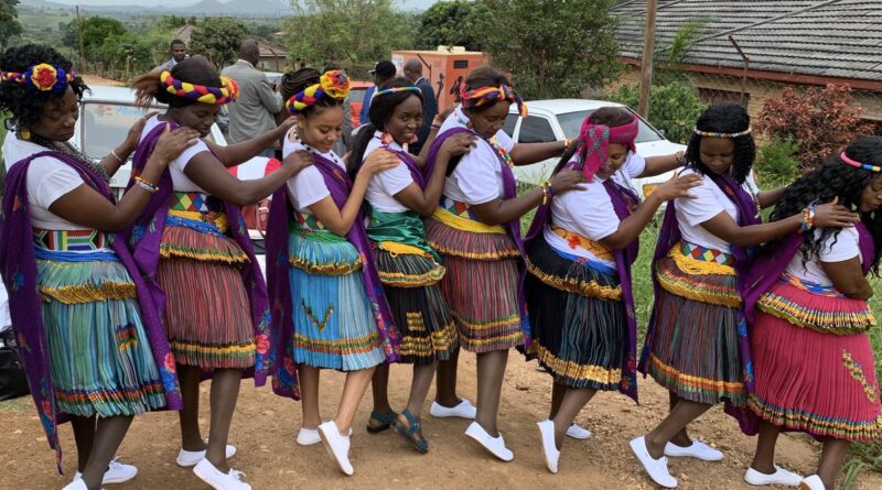 Lenyalo la Xitsonga le tletše mmino le lethabo
